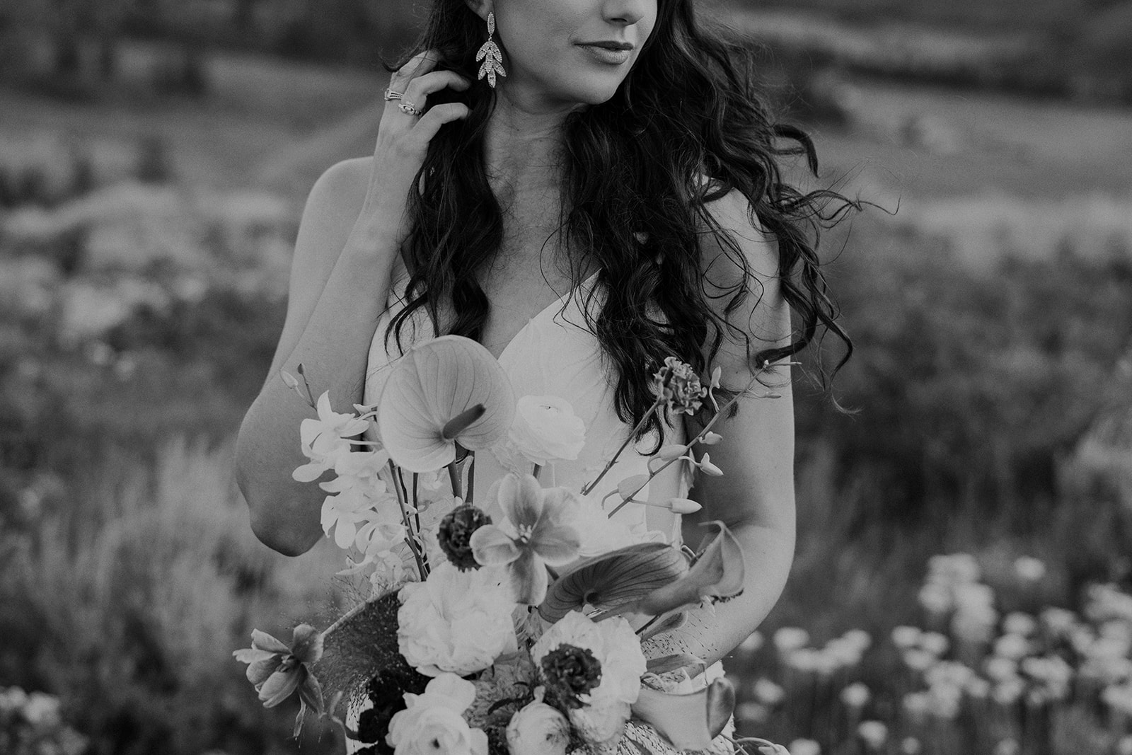 Black and white bridal portraits in the Colorado mountains with florals by Lady Sunshine Floral