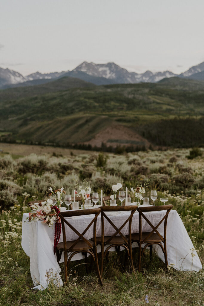 Intimate Breckenridge Colorado elopement reception tablescape in the mountains