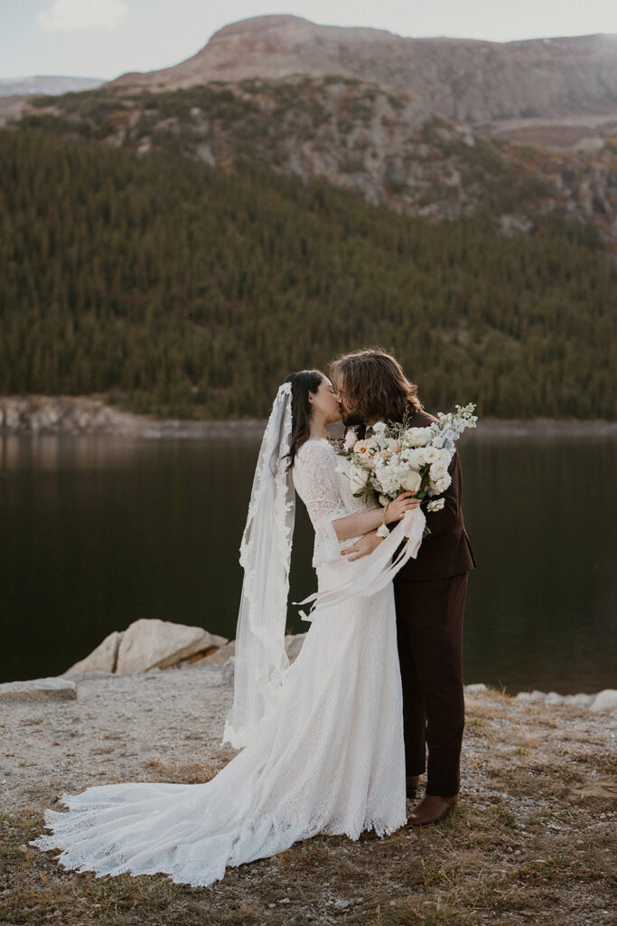 Lakeside elopement photos in Breckenridge 