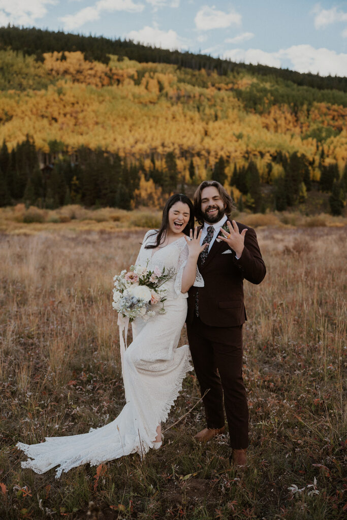 Fall elopement photos in the Colorado mountains