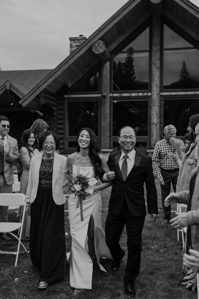 Intimate Breckenridge Nordic Center wedding ceremony