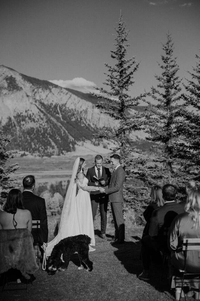 Crested Butte micro wedding ceremony in the fall