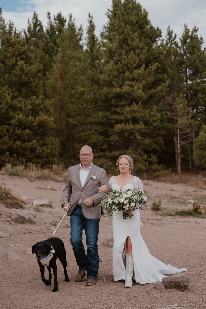 Intimate Lake Dillon wedding ceremony in Breckenridge