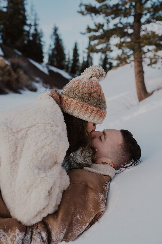 Colorado winter engagement photos in Breckenridge