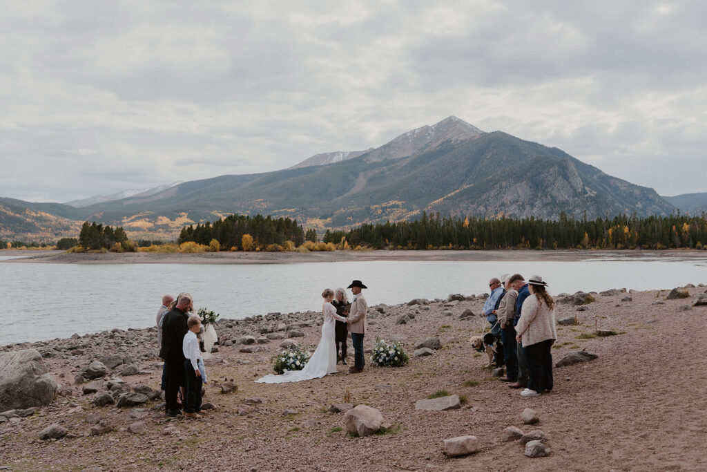 Lake Dillon elopement ceremony in the fall