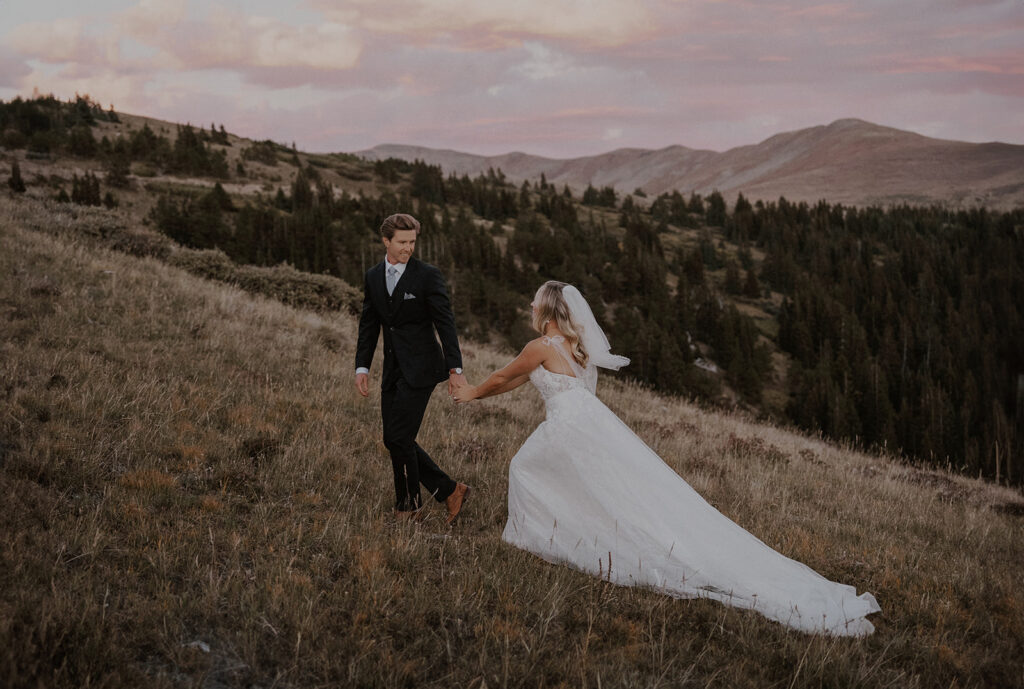 Breckenridge elopement portraits on Hoosier Pass