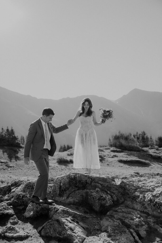 Loveland Pass mountain elopement photos at sunrise