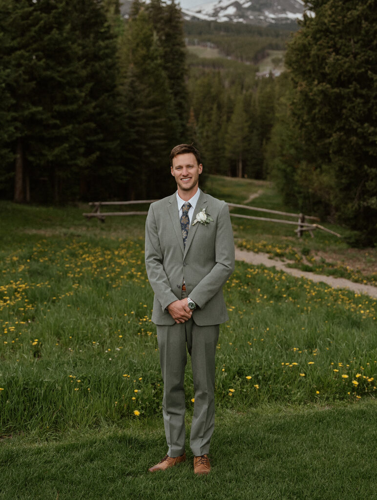 Outdoor grooms portraits in Breckenridge