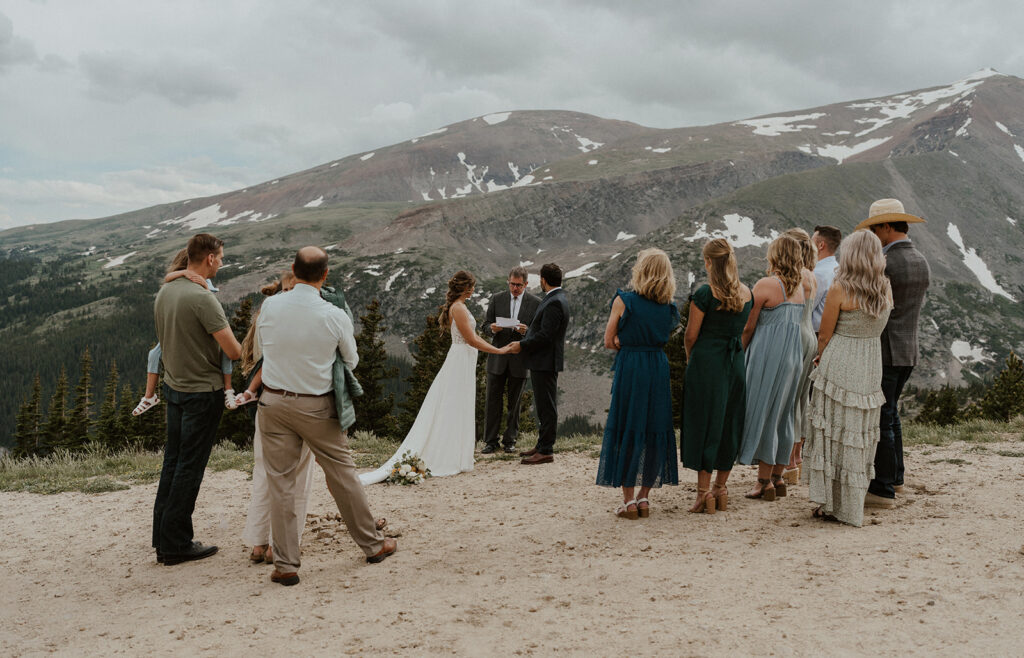 An intimate Hoosier Pass elopement ceremony in Colorado