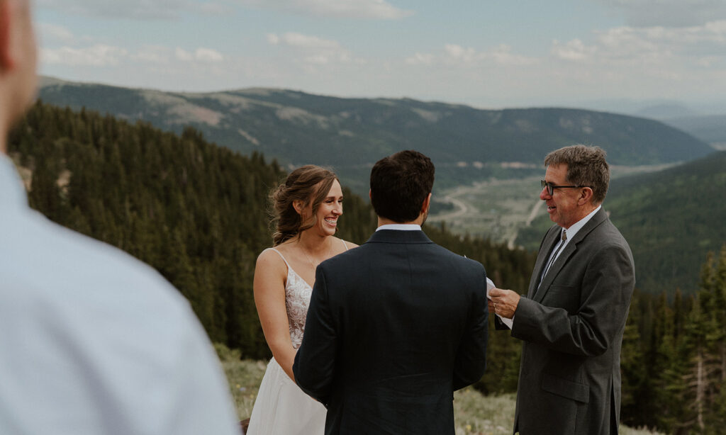 An intimate Hoosier Pass elopement ceremony in Colorado