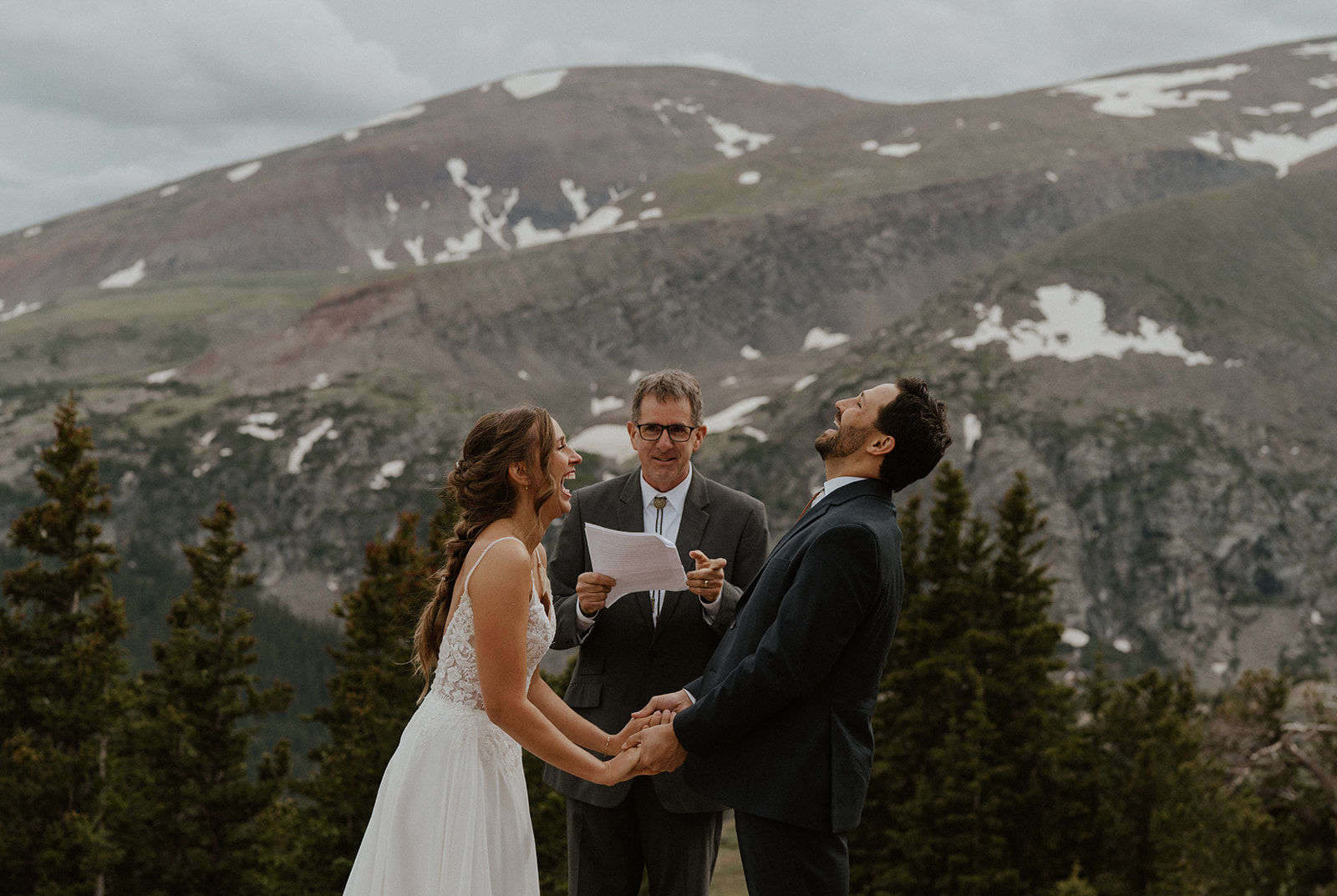 An intimate Hoosier Pass elopement ceremony in Colorado