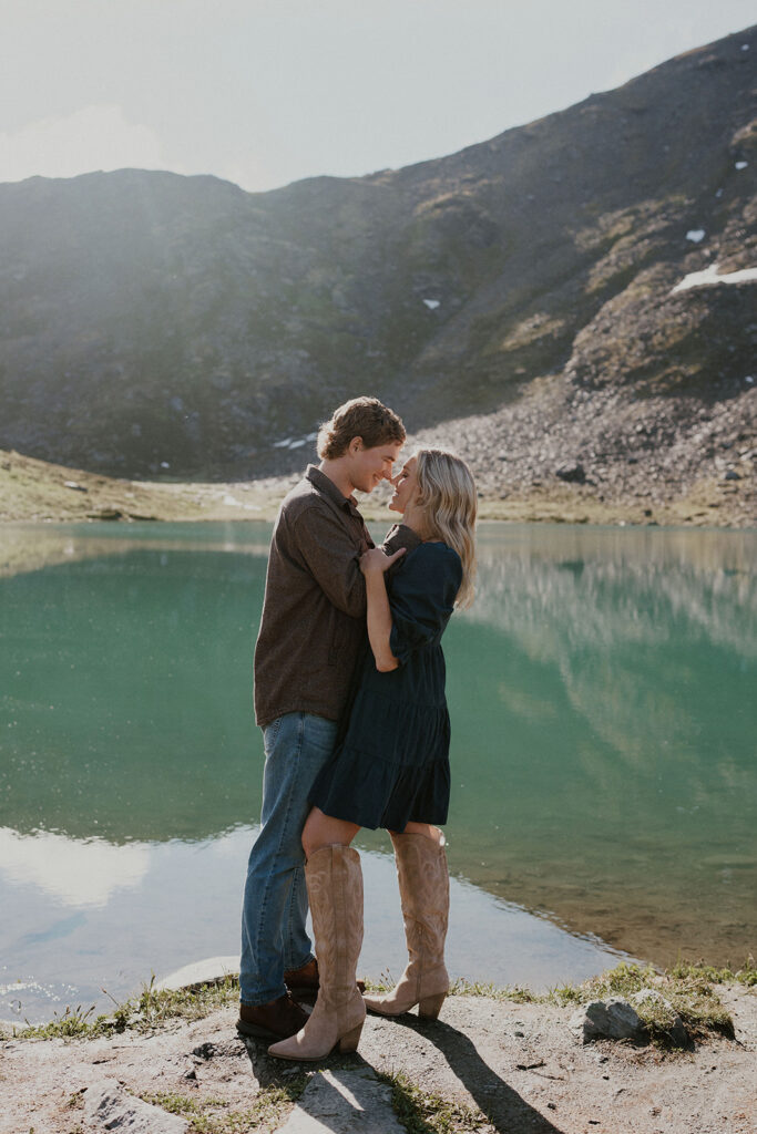 Couples photos at Hatcher Pass