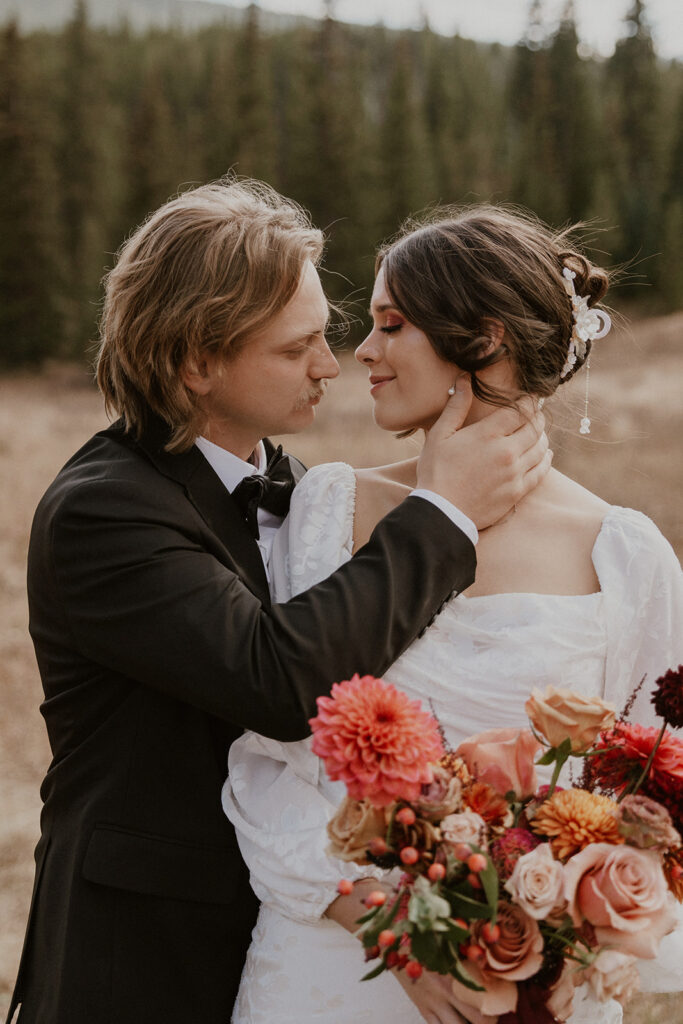 Romantic elopement photos of a bride and groom in Colorado